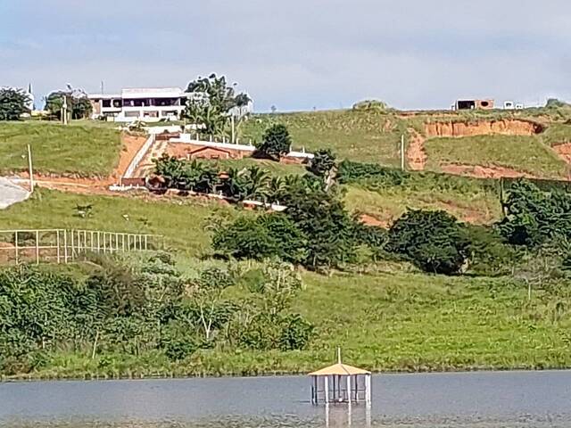 LAGOA CONDOMÍNIO