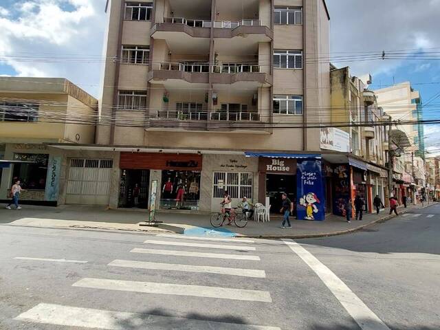 #643 - Apartamento para Venda em Visconde do Rio Branco - MG