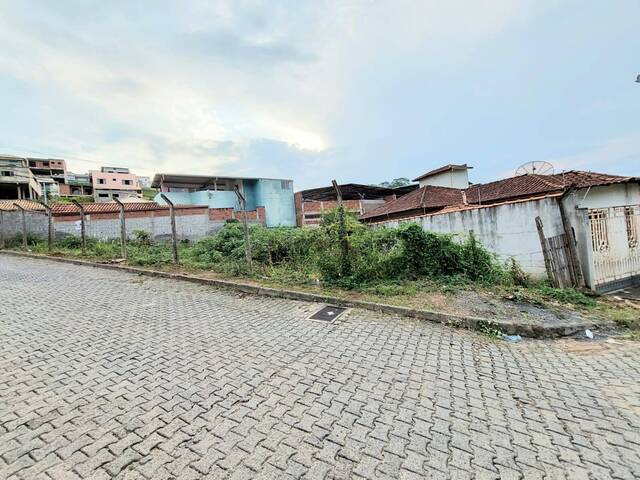 3311M² FRENTE