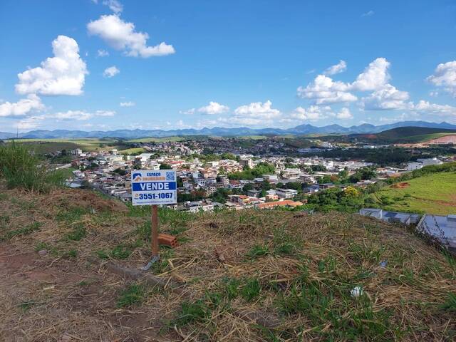 TERRENO CASSIANO MESQUITA