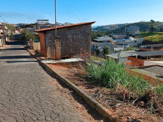 Área para Venda em Visconde do Rio Branco - 4