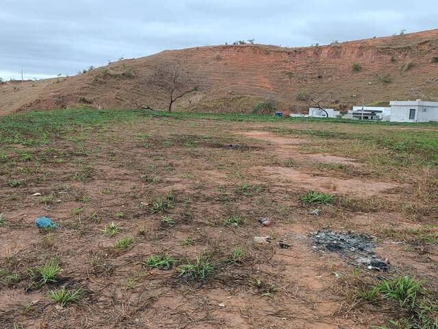 TERRENO COM ÁREA DE 2290M²