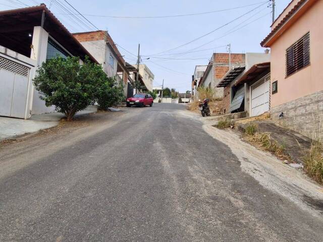 Casa para Venda em Visconde do Rio Branco - 3