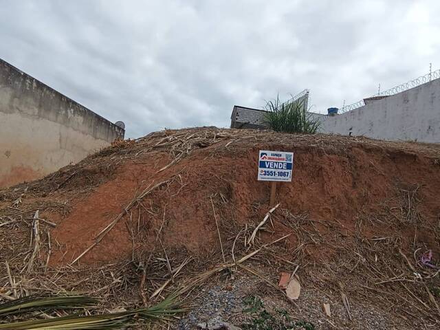 #776 - Apartamento para Venda em Visconde do Rio Branco - MG