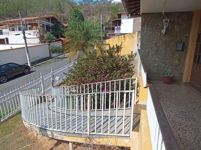 Casa para Venda em Visconde do Rio Branco - 5