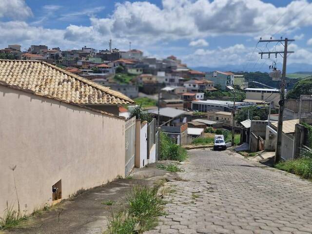 Casa para Venda em Visconde do Rio Branco - 4