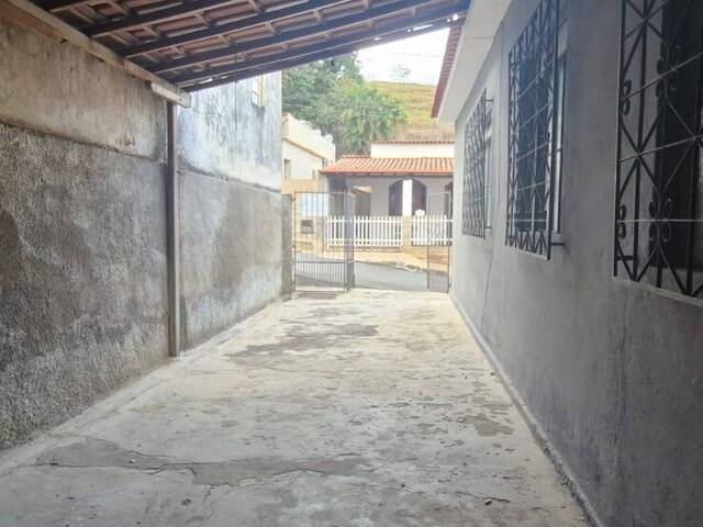 Casa para Venda em Visconde do Rio Branco - 4