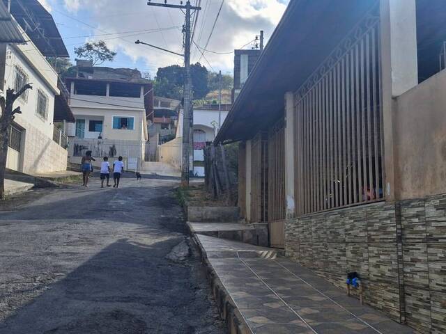 #764 - Casa para Venda em Visconde do Rio Branco - MG