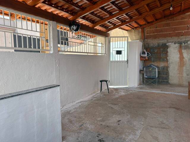 #809 - Casa para Venda em Visconde do Rio Branco - MG