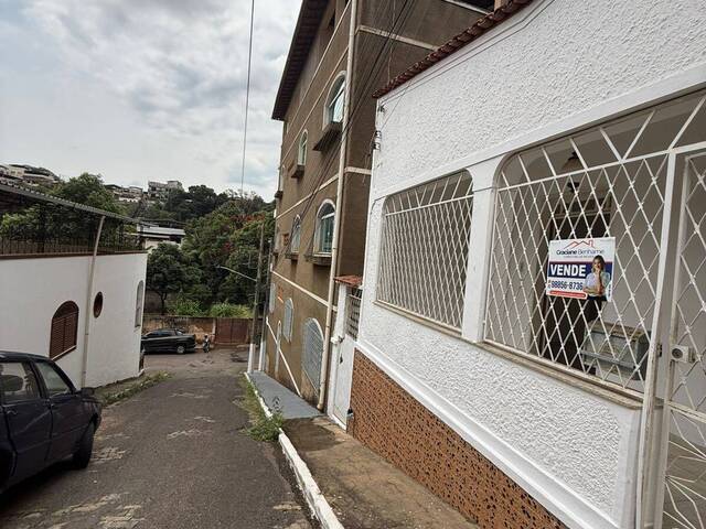 #818 - Casa para Venda em Visconde do Rio Branco - MG
