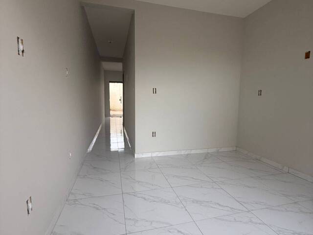 Casa para Venda em Visconde do Rio Branco - 3